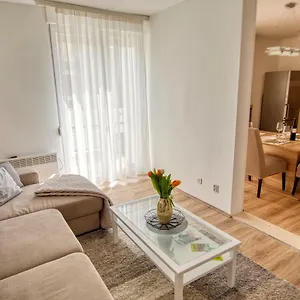  Apartment Luxury Nuneni